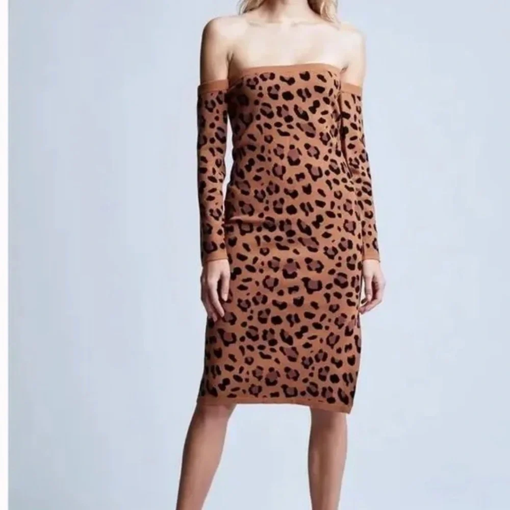 NWT L’Agence Felicia Off the Shoulder Long Sleeve Sweater Dress Knit Animal Sz M